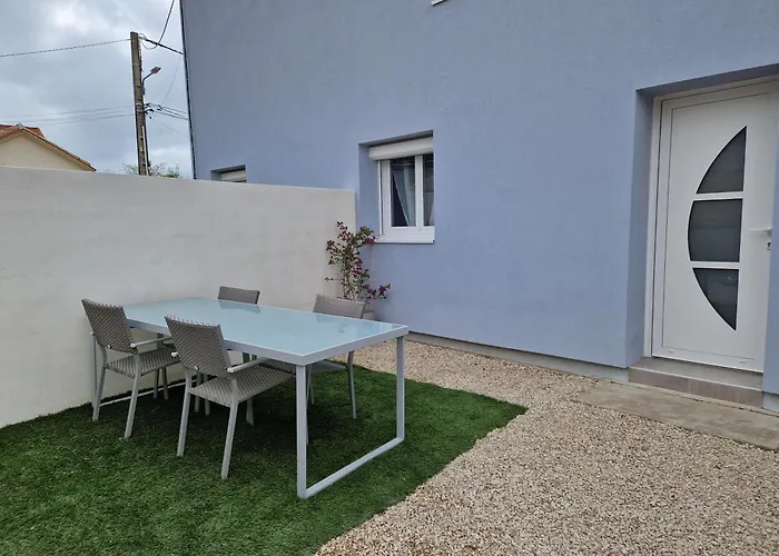 Joli T2 Cosy Avec Jardin Privatif